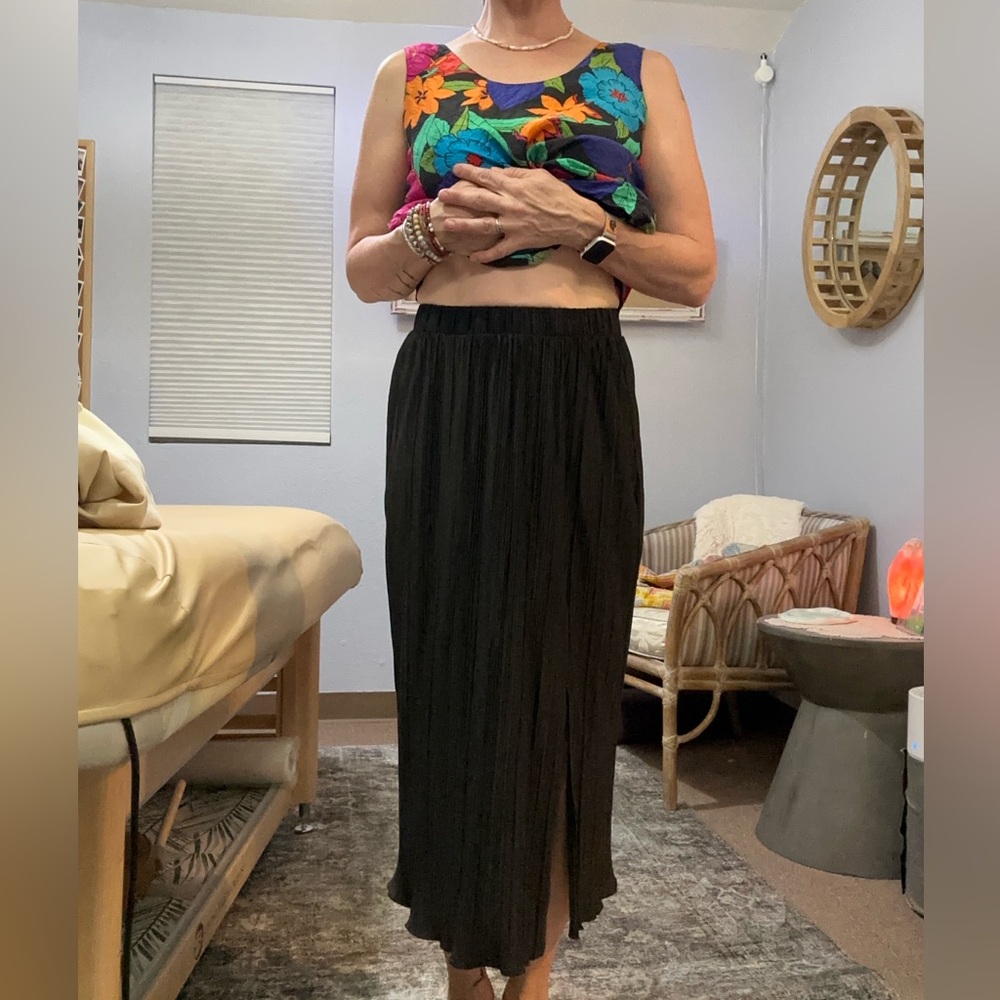 Nordstrom Rack crepe shimmery dressy midi skirt size small